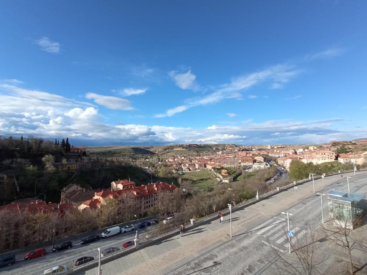 Hotel Ele Acueducto Segowia Zewnętrze zdjęcie