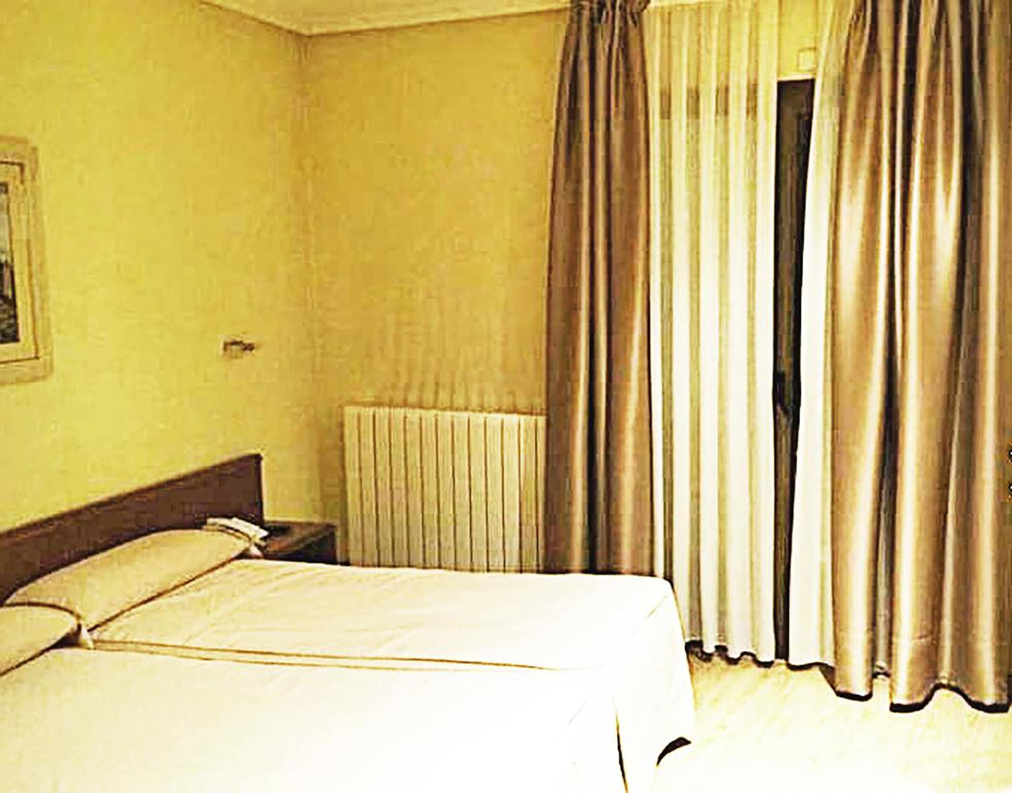 Hotel Ele Acueducto Segowia Zewnętrze zdjęcie