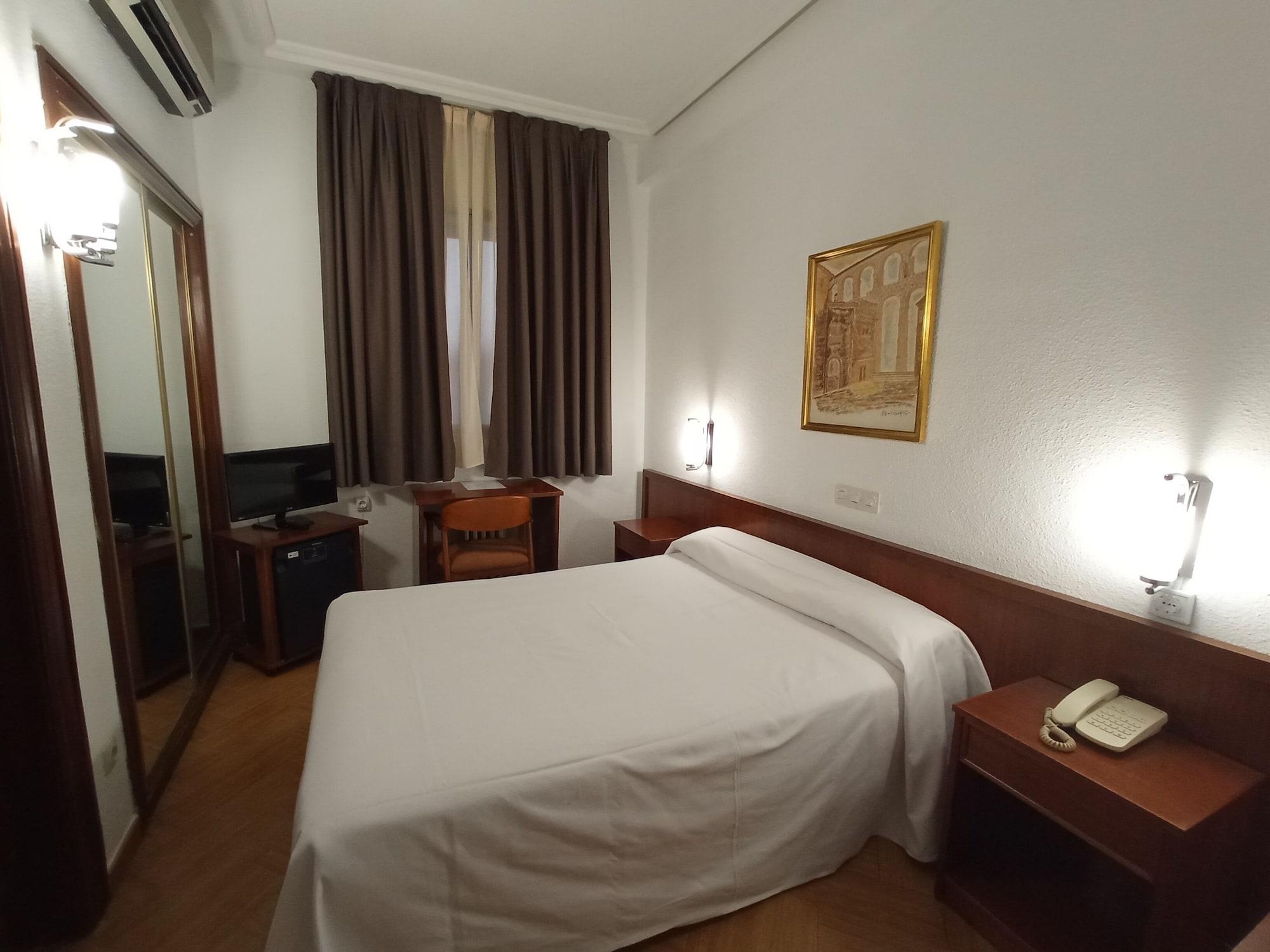 Hotel Ele Acueducto Segowia Zewnętrze zdjęcie