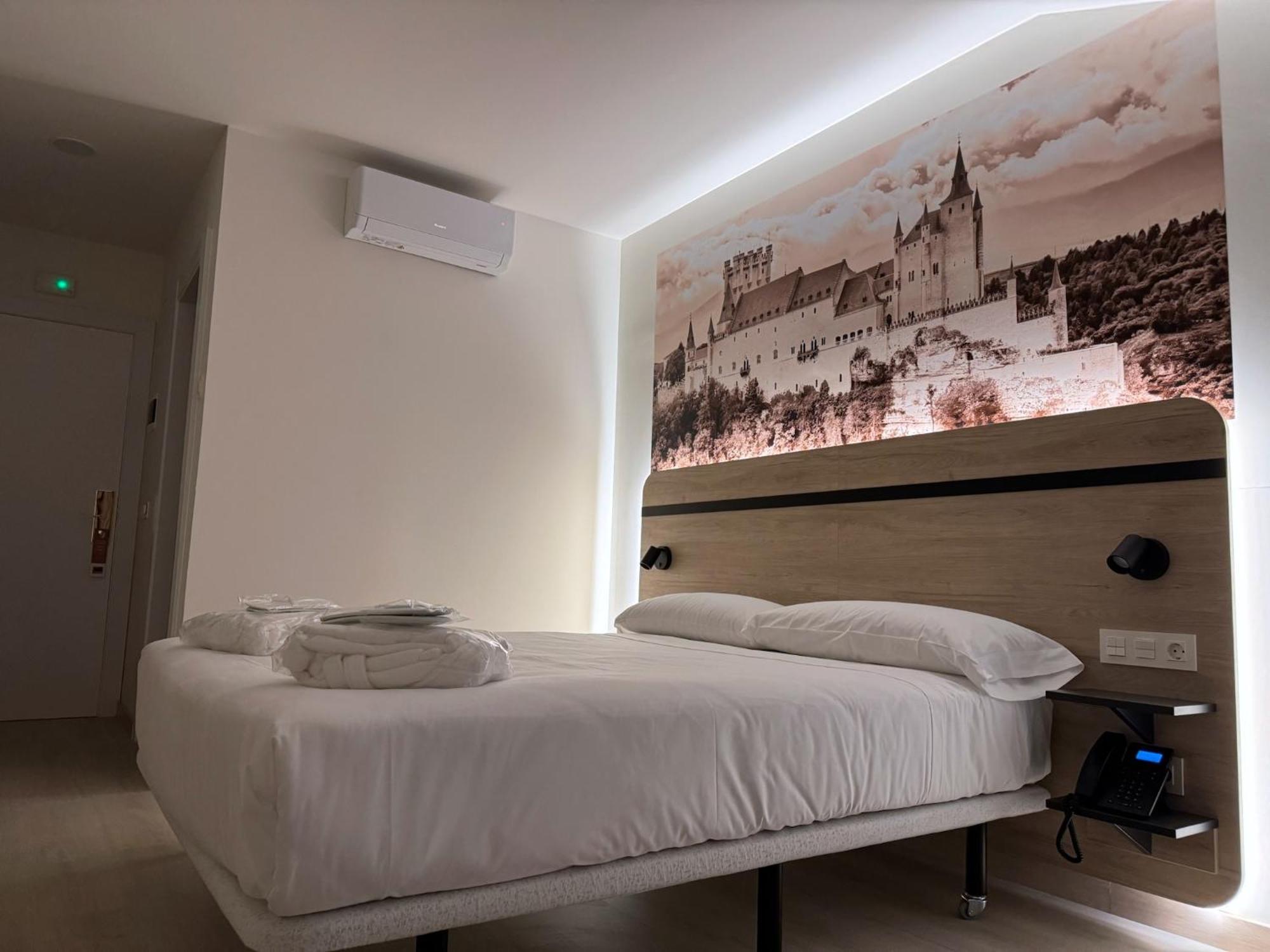 Hotel Ele Acueducto Segowia Zewnętrze zdjęcie